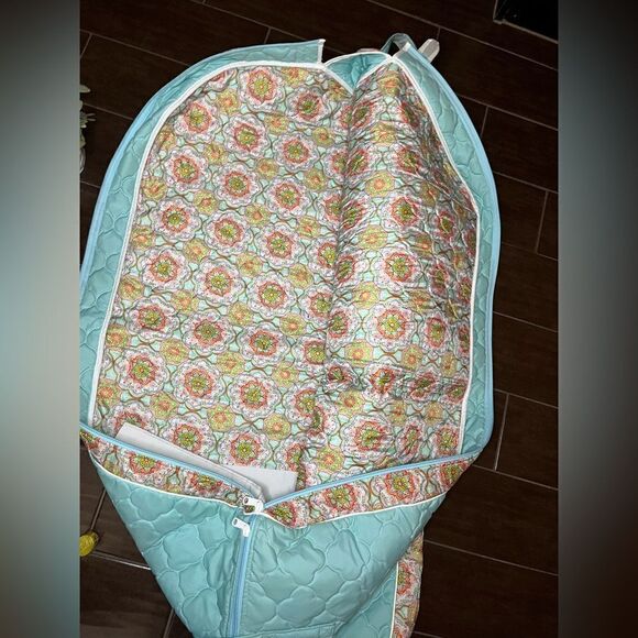 Cinda B garment bag that grows - Picture 9 of 10